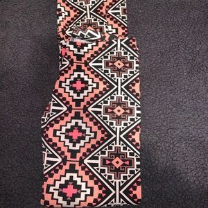 Charlotte Russe Geometric Leggings Size Medium